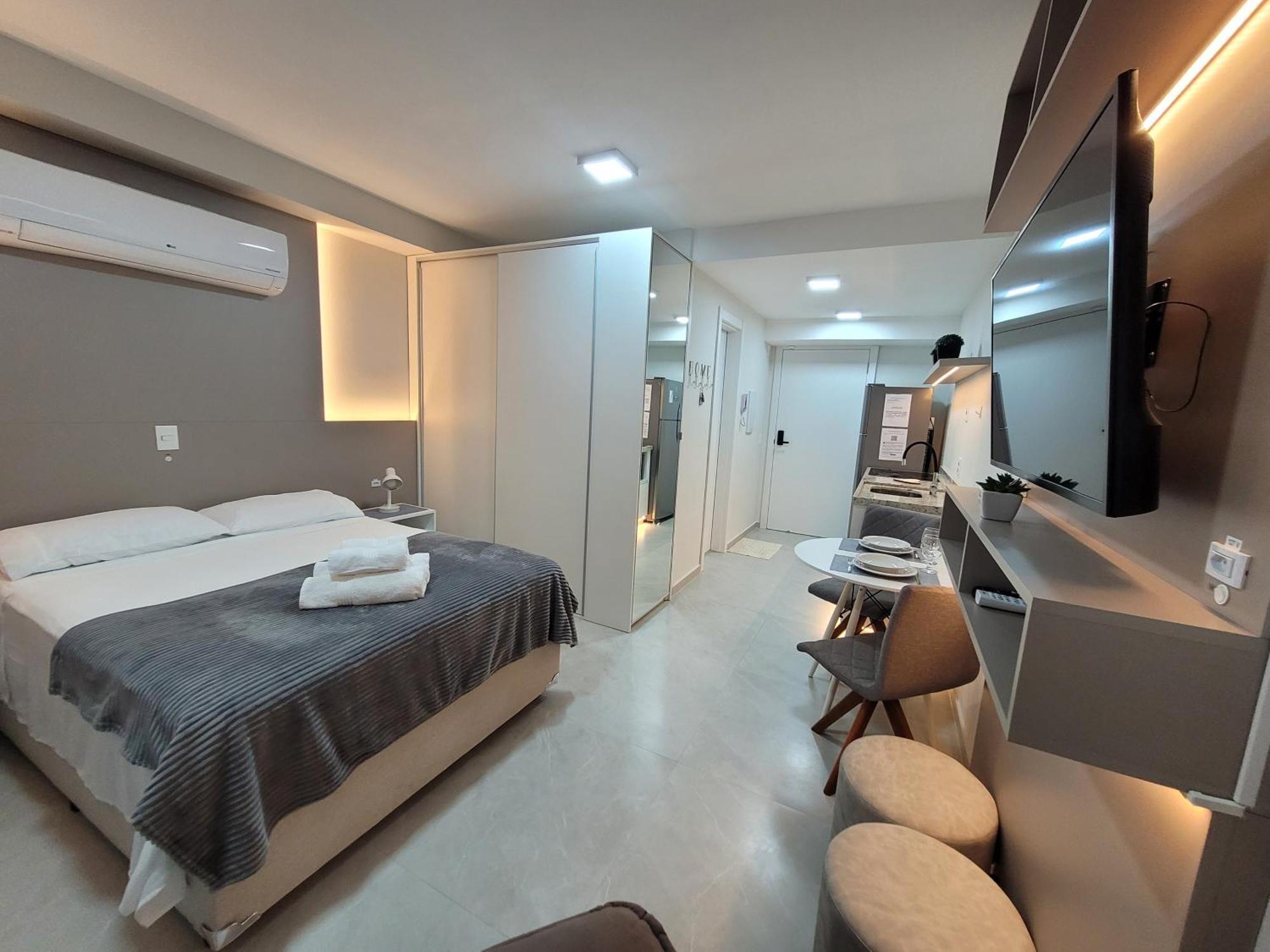 Studio Lux Ao Lado Da Puc Com Netflix Porto Alegre Dış mekan fotoğraf